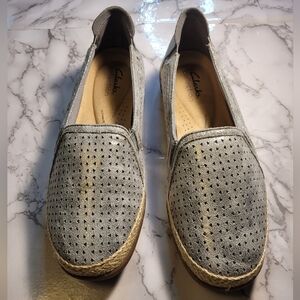 Clarks Naturalizer N5 Comfort Silver Laser Cut Sport Espadrilles Size 8 1/2